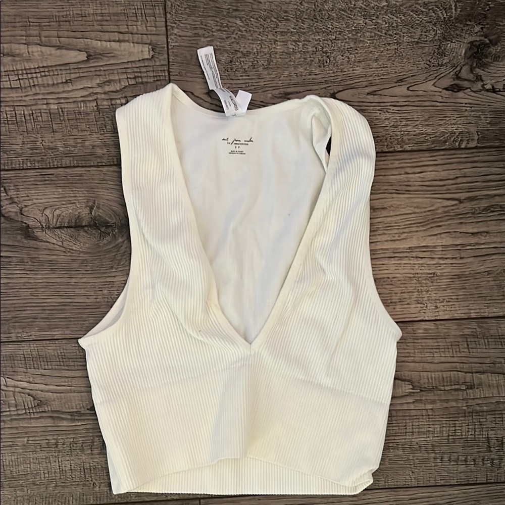 Urban White Ribbed Crop Top